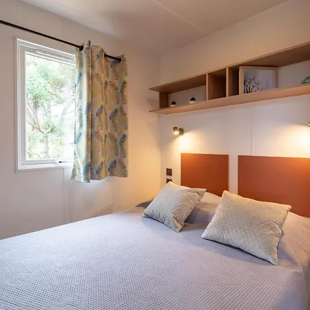 Holiday home L'olivier Mobil-home Climatise Avec Vue Exceptionnelle